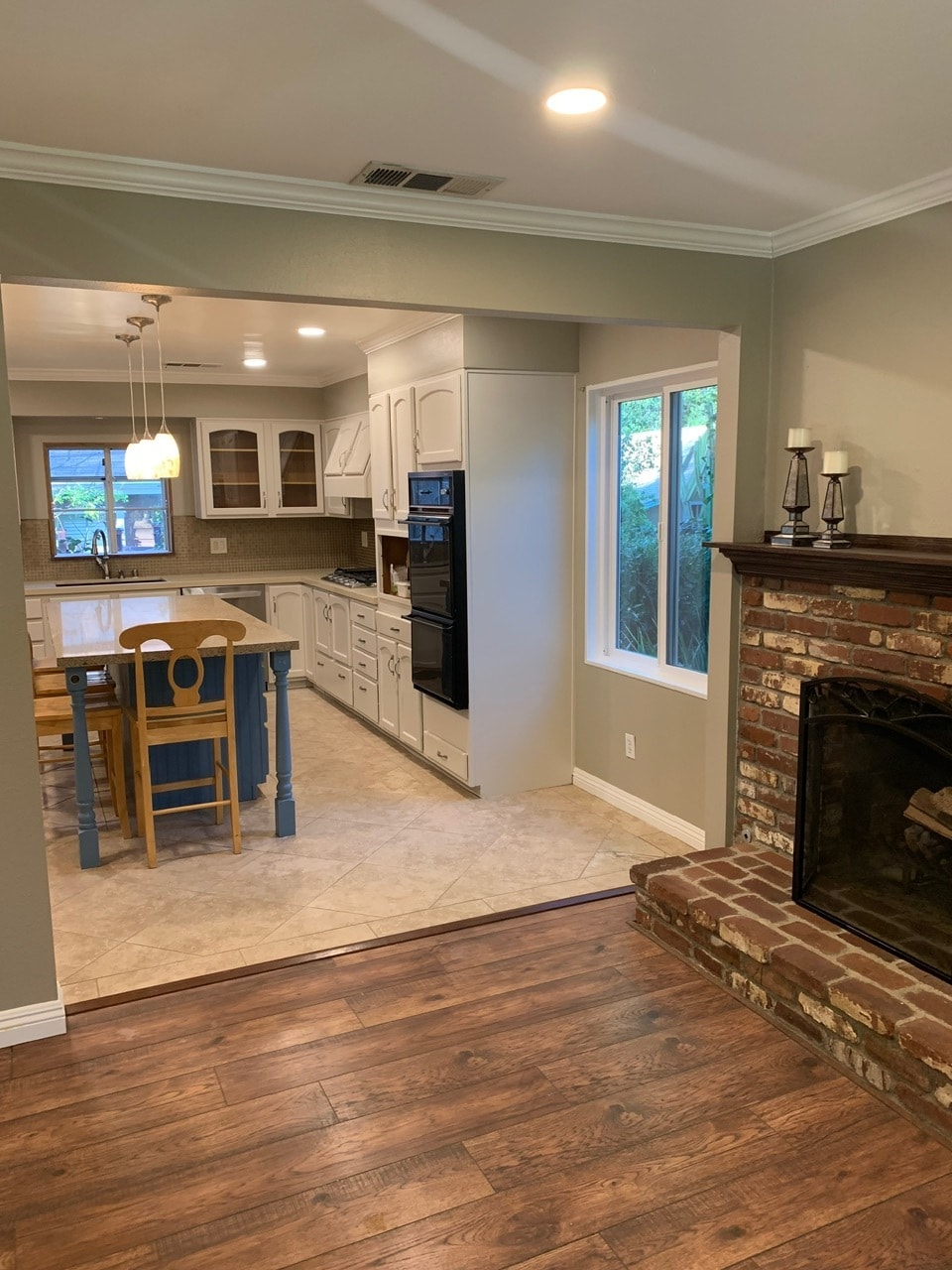 Kitchen - 7951 Day St