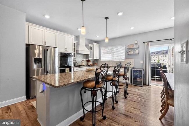 Building Photo - 7564 Warburg Way