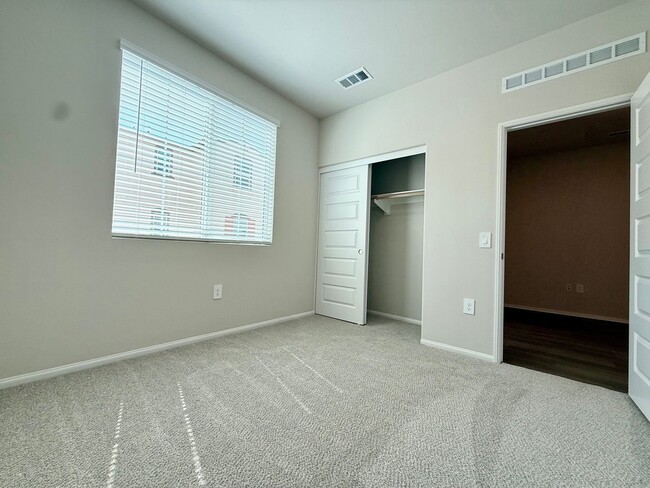 Building Photo - 4889 Merida Way