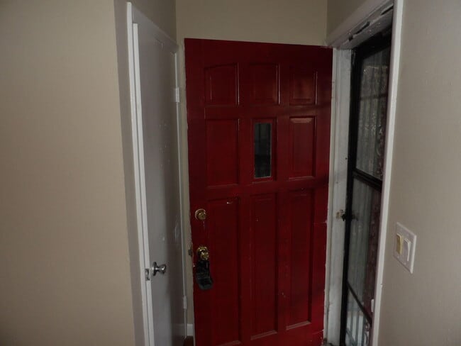 Building Photo - 146 Allnutt Dr