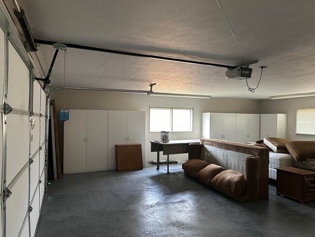 Building Photo - 260 John The Diver Trail