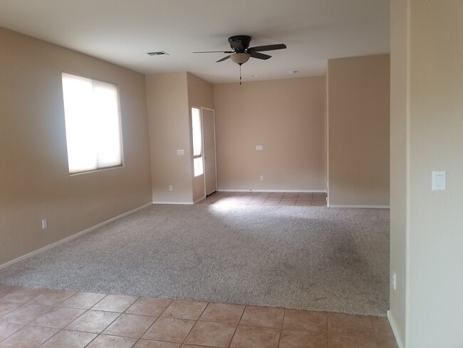 Building Photo - Welcome to your spacious 4-bedroom home— i...