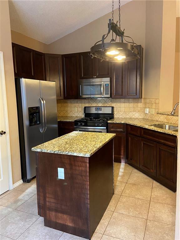 Building Photo - 6303 Weeks Cove