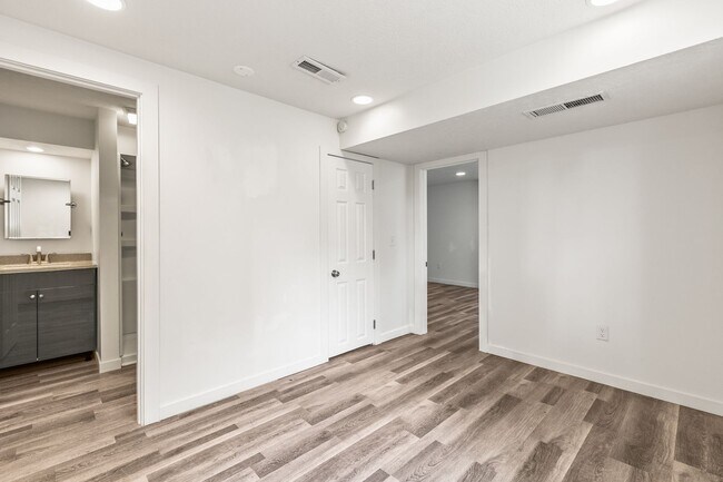 Building Photo - Coming Soon April 1st