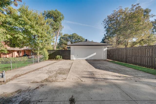 Building Photo - 4923 Haywood Pkwy