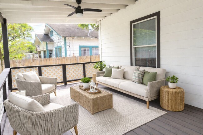 Building Photo - 5108 Clay St