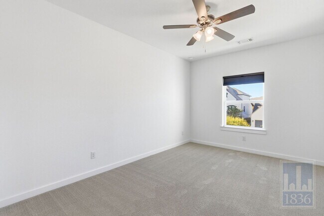 Building Photo - 1024 Siena Sunset Rd