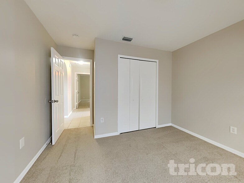 Building Photo - 10499 Little St