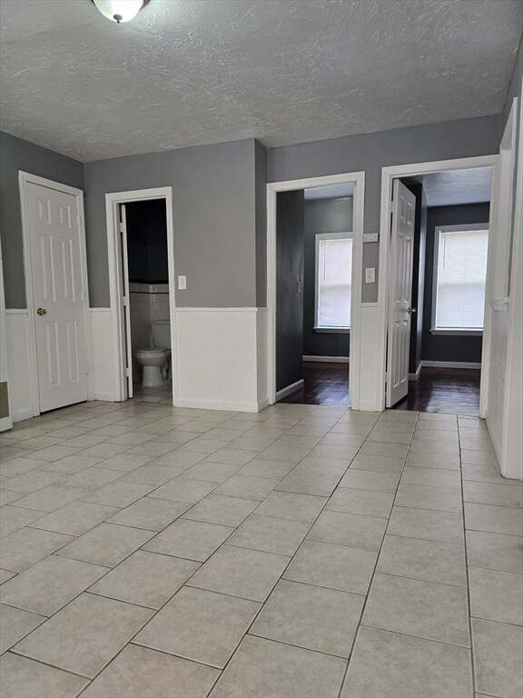 Building Photo - 40 Aetna St