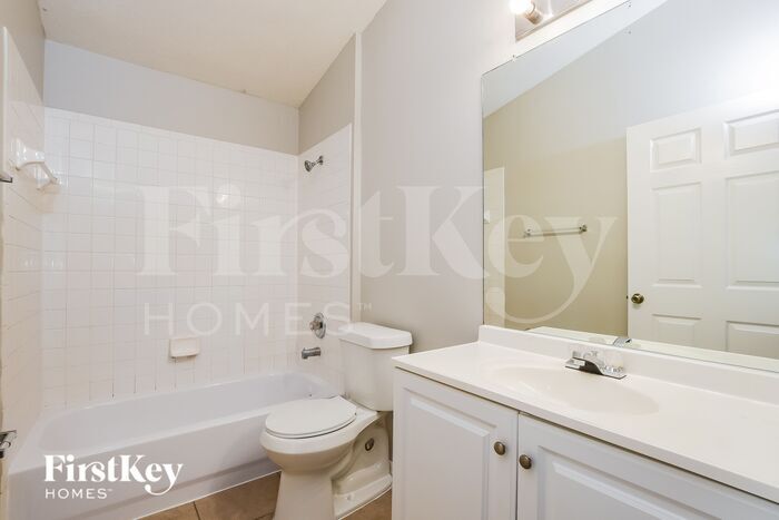Building Photo - 7564 Groveoak Dr