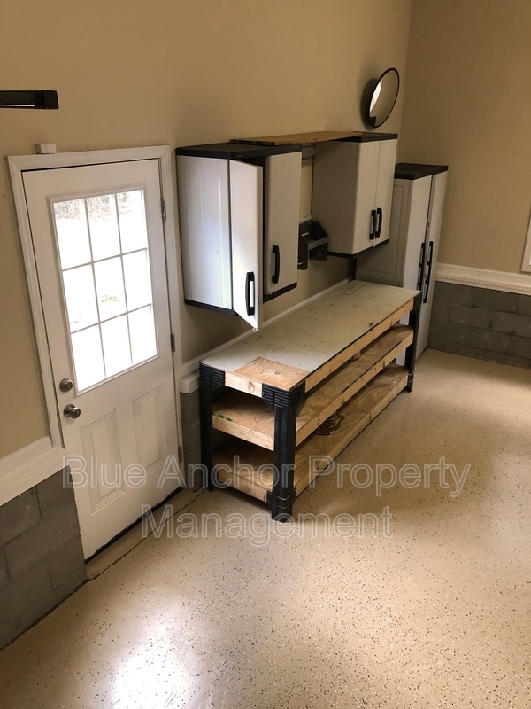 Building Photo - 1343 Chadwick Shores Dr