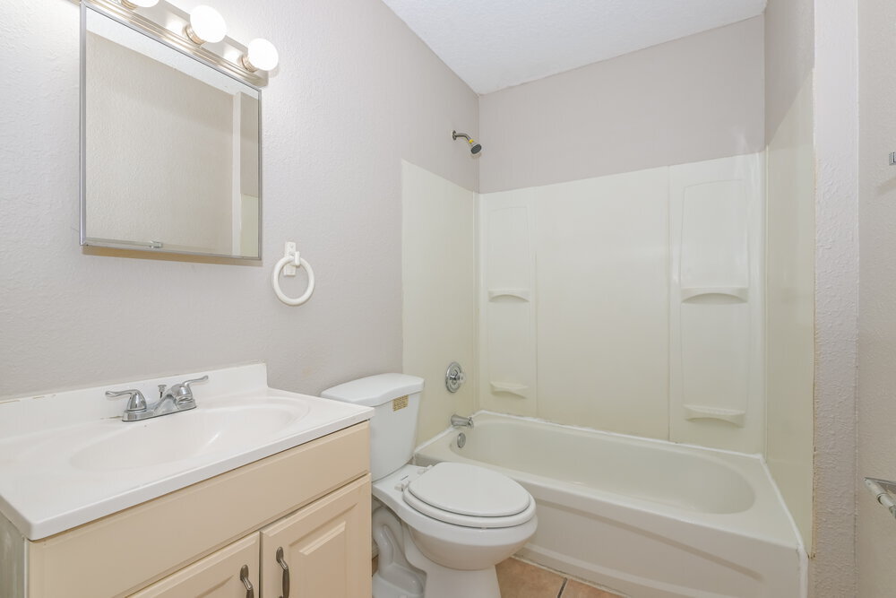 Building Photo - 7926 Pipit Ave