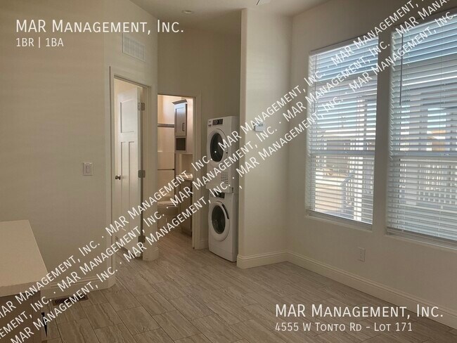 Building Photo - 4555 W Tonto Rd