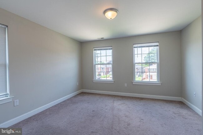 Building Photo - 9411 Frankford Ave