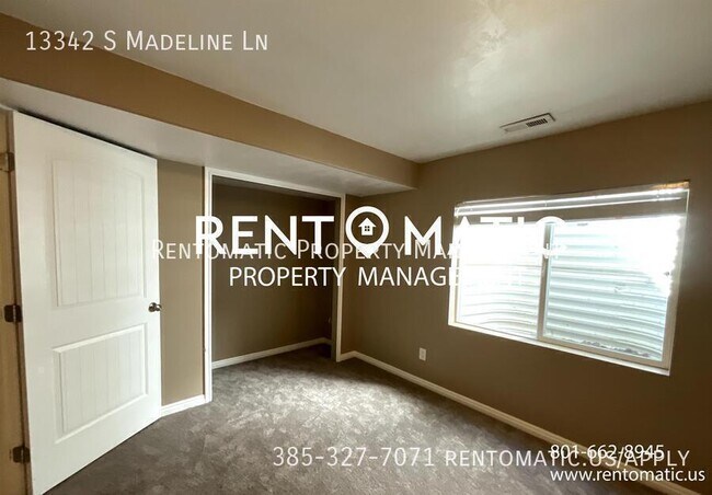 Building Photo - 13342 Madeline Ln W