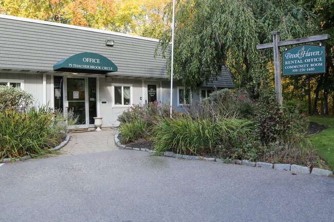 Building Photo - Brook Haven Estates