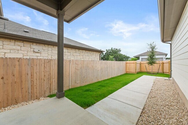 Building Photo - 183 Glocken Ln