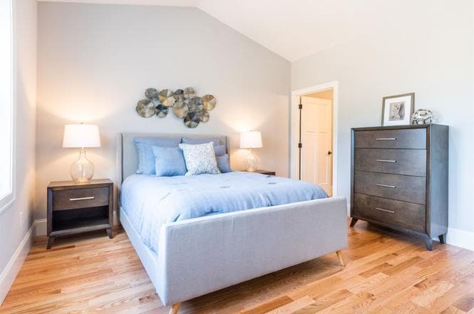 Master Bedroom - 32 Abenaki Cir