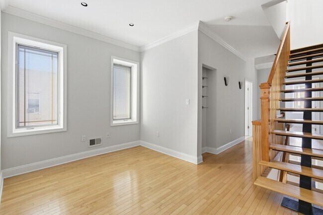 Building Photo - 3021 E Baltimore St