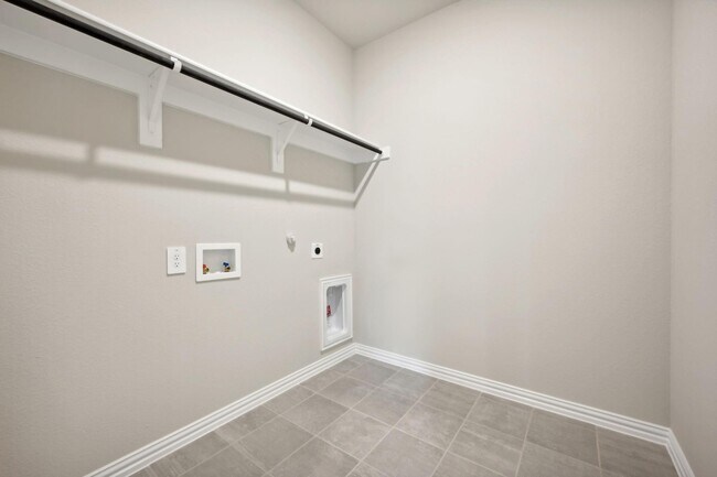 Building Photo - 2209 Dunbar Dr