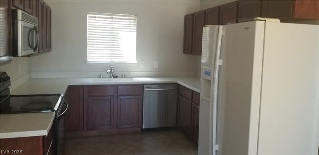 Building Photo - 7329 Lattimore Dr