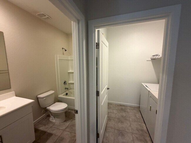 Building Photo - 36987 N Sidewinder Dr