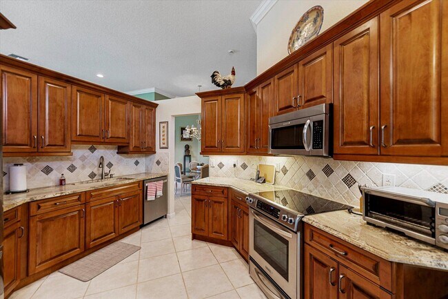 Building Photo - 4663 Carlton Golf Dr