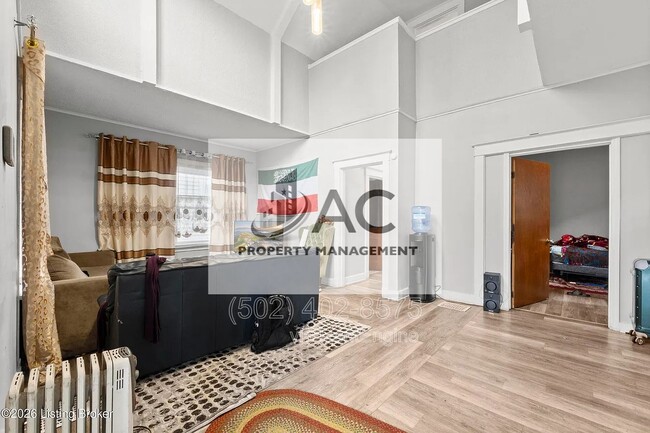 Building Photo - 1456 Beech St