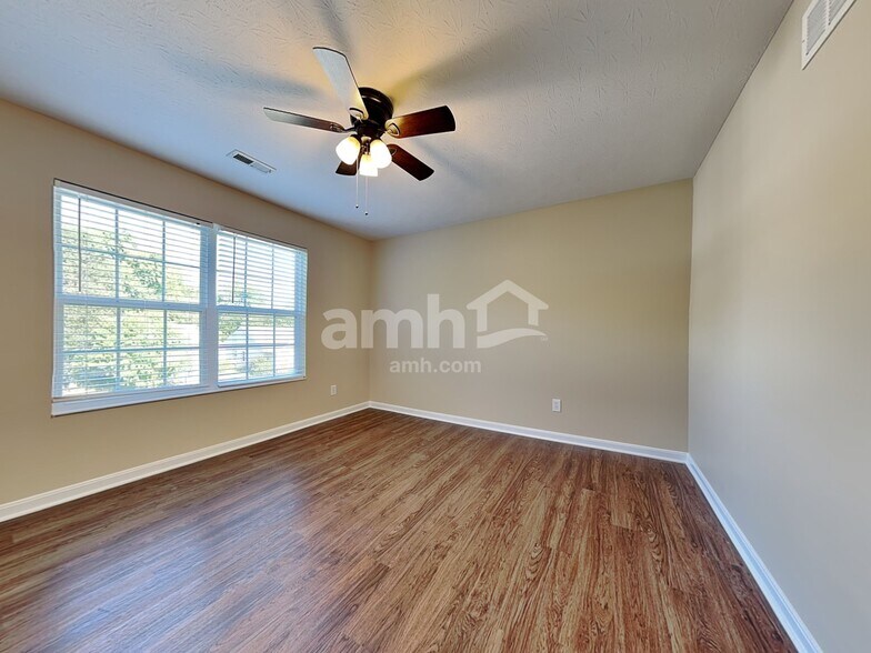 Building Photo - 7638 Sandstone Trl