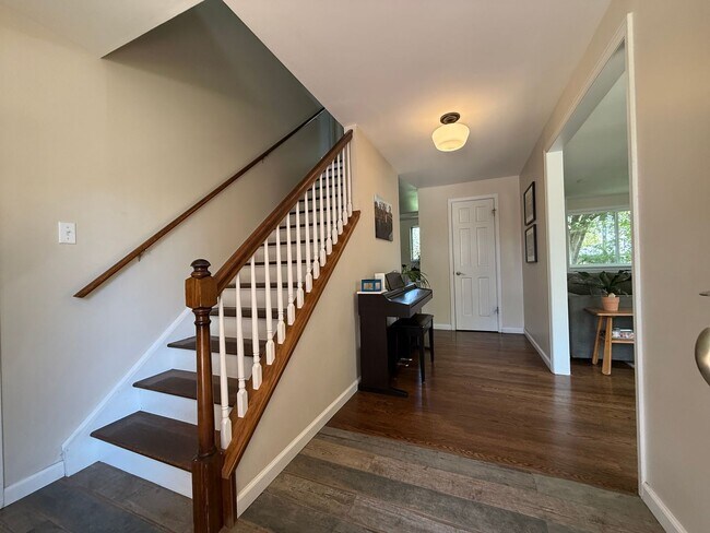 Building Photo - Beautifully Renovated Boulder Gem with Backyard Oasis and Great Schools
