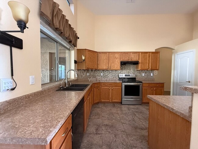 Building Photo - 4048 E Aspen Way