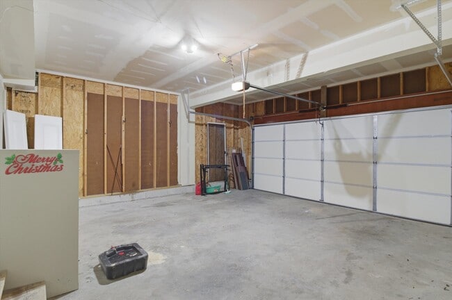 Building Photo - 138 Celebration Ct