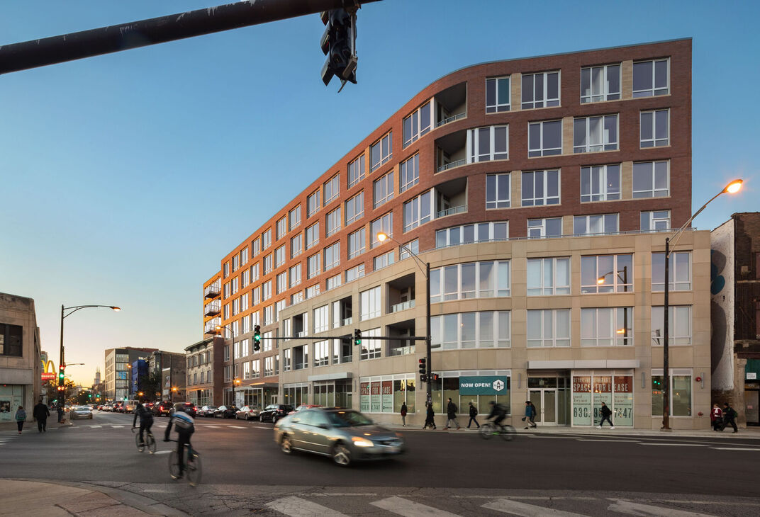 Building Photo - 1970 N Milwaukee Ave