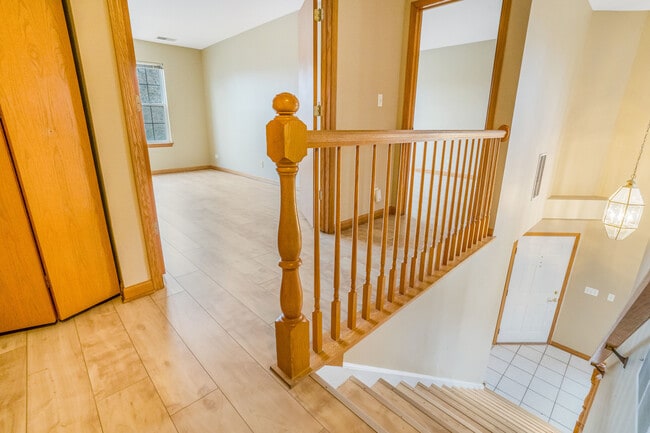 Building Photo - 2760 Packford Ln