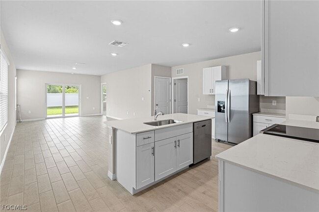 Building Photo - 1150 Brooklands Dr