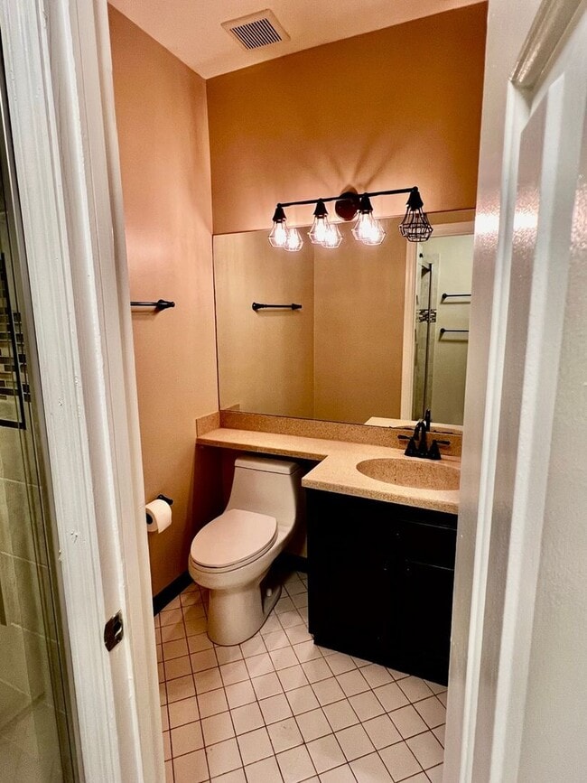 Building Photo - 1421 Peachtree St NE