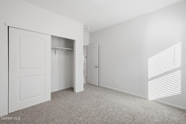 Building Photo - 1237 Irish Summer Pl