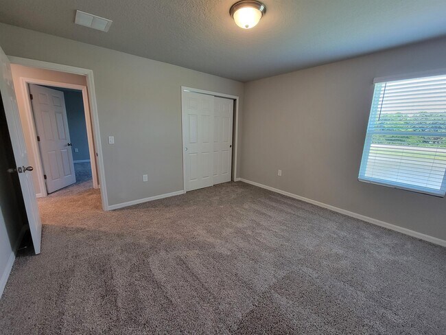 Building Photo - 5265 Sanders Oak Trl