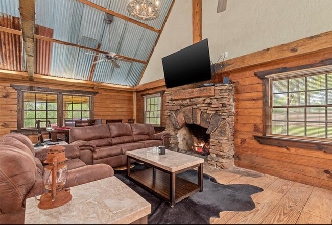 Building Photo - 23207 Decker Prairie-Rosehill Rd