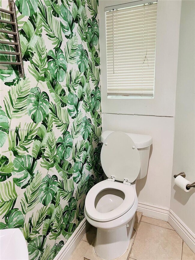 Building Photo - 1536 Polk St