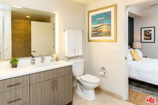 Building Photo - 12760 Millennium Dr