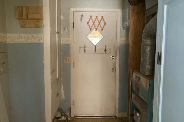 Building Photo - 8837 S Talman Ave