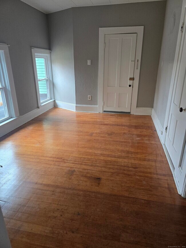 98 Maple St 98 Maple St Killingly CT 06239 Apartment Finder