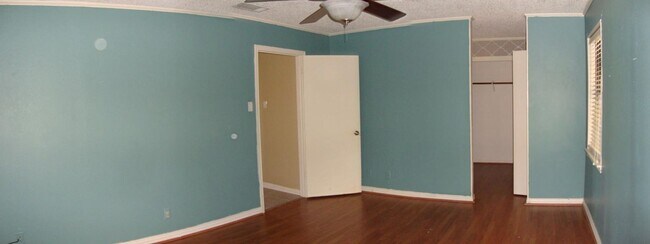 Building Photo - 202 Margarita Dr
