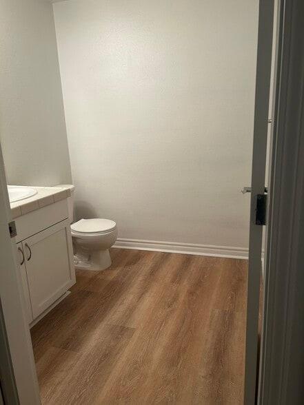 Guest Bathroom - 1277 Kettner Blvd