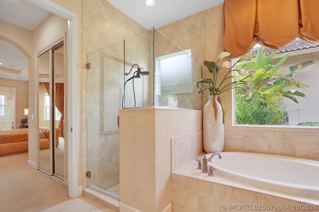 Building Photo - 9885 SW Torriente Ln