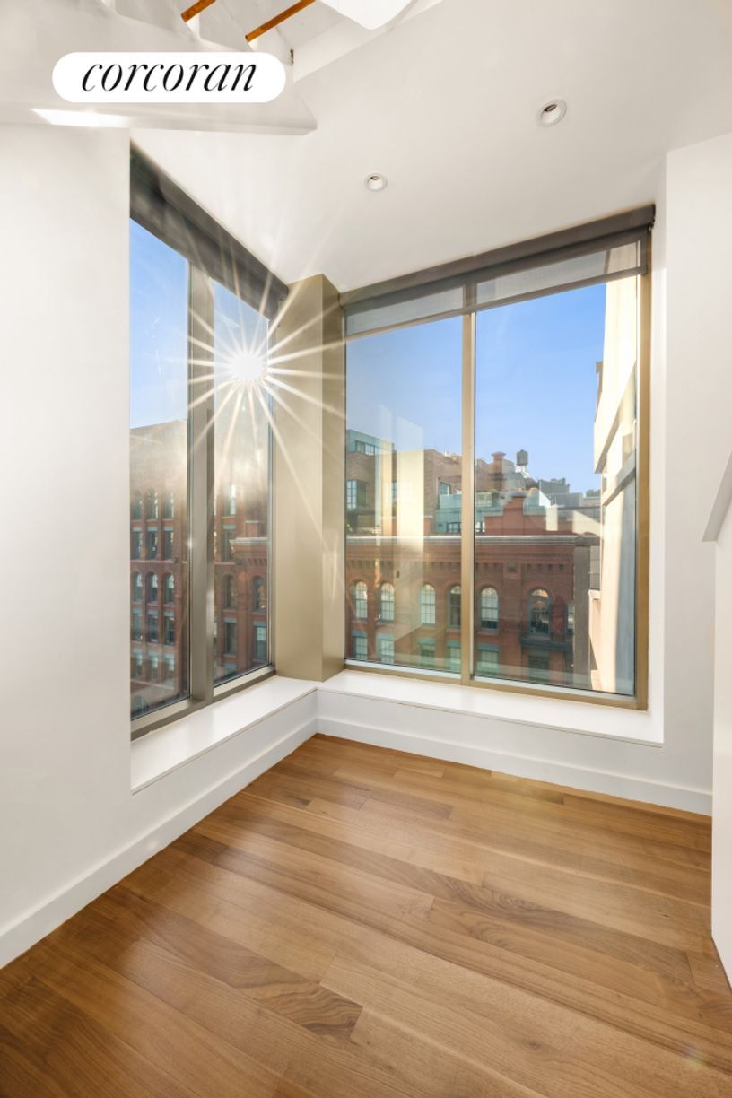 Building Photo - 290 Mulberry St