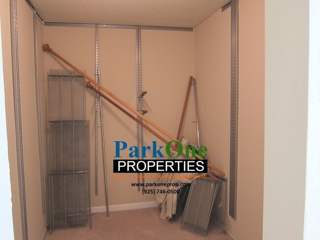 Building Photo - Spacious One Bedroom in Walnut Creek Keys!