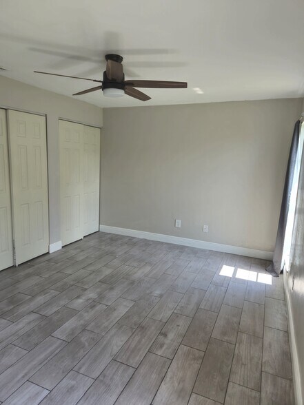 Building Photo - 108 Loredo Ln