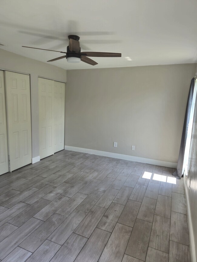 Building Photo - 108 Loredo Ln